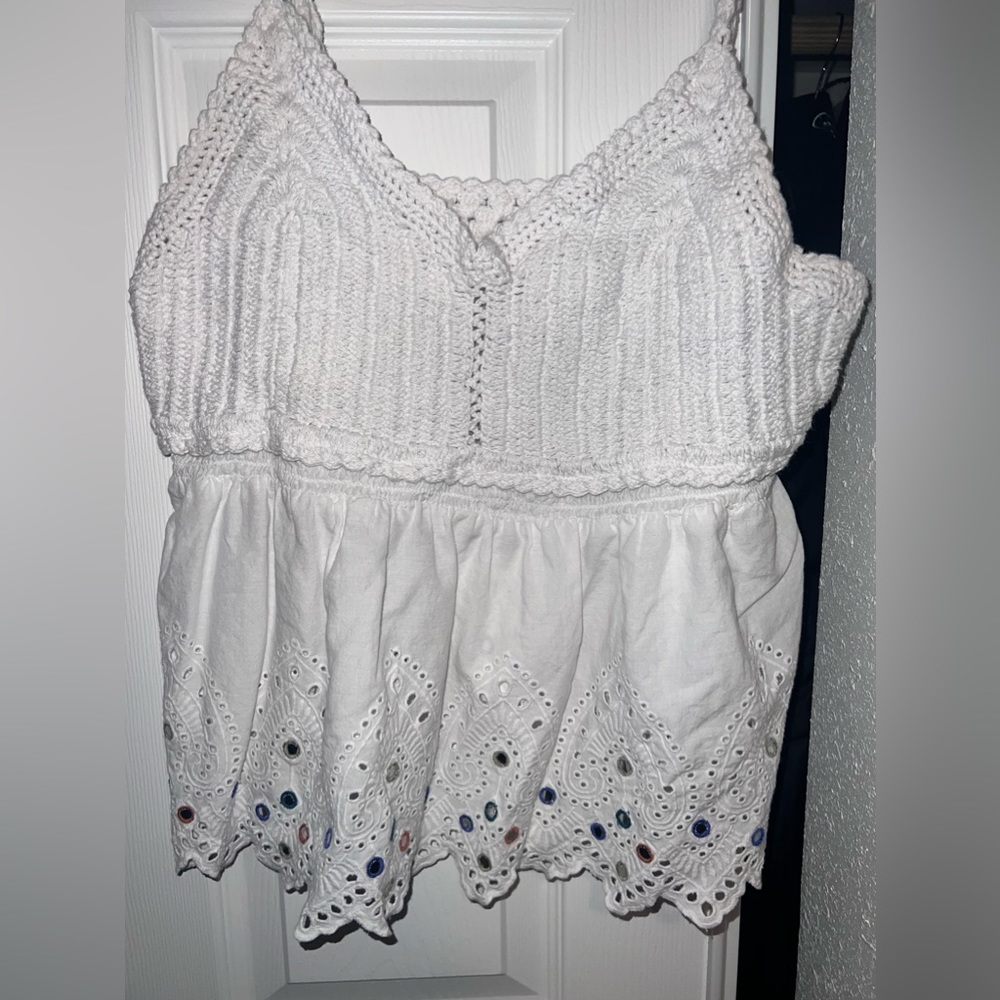 Shyanne eyelet tank